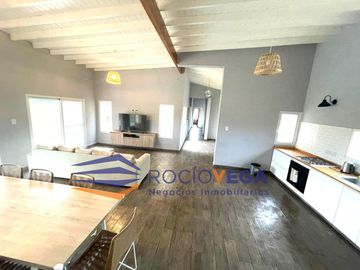 Casa en El Espinillo Golf, Lujan
