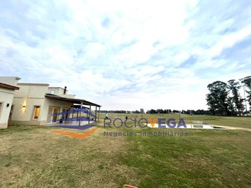 Casa en El Espinillo Golf, Lujan