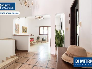 ¡Bienvenido a la Casa de tus sueños! Terraza, Quincho y Patio para disfrutar en familia!