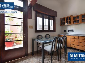 ¡Bienvenido a la Casa de tus sueños! Terraza, Quincho y Patio para disfrutar en familia!
