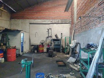 Depósito en Lomas De Zamora