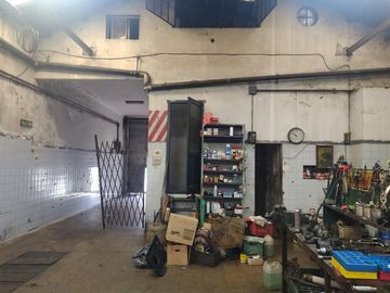 Depósito en Lomas De Zamora