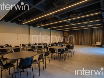 Departamento en Palermo Soho, 4 amb c/ dependencia, 2 cocheras. Venta.