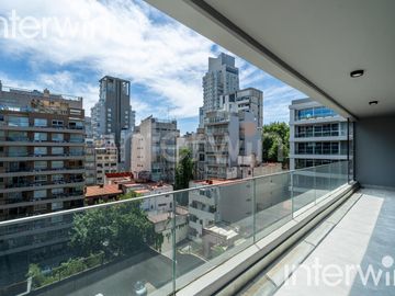 Departamento en Palermo Soho, 4 amb c/ dependencia, 2 cocheras. Venta.