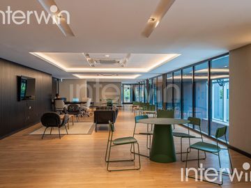 Departamento en Palermo Soho, 4 amb c/ dependencia, 2 cocheras. Venta.