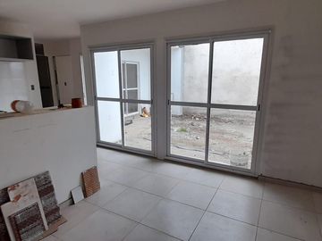 CASA EN VENTA - RINCONES DE MANANTIALES