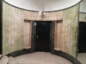 Venta de Excelente departamento estilo racionalista en Retiro