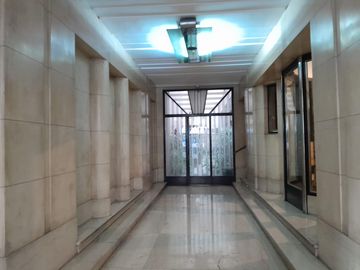 Venta de Excelente departamento estilo racionalista en Retiro