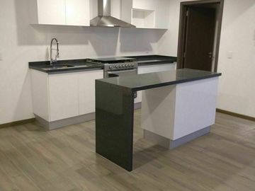 Departamento con Balcón en Torre Alpes
