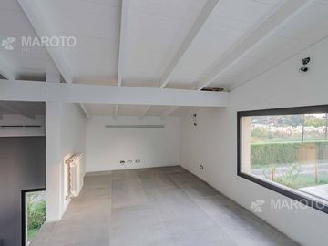 CASA EN VENTA EN BARRIO FINCAS DE MASCHWITZ - CINCO DORMITORIOS - MAROTO PROPIEDADES