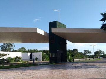 Casa en venta en Mérida, Privada Jardines de Rejoyada, Komchen ( L. B85)