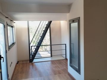 Chacras de la Reserva - Casa de 4 dormitorios con Hermoso Parque (SE ALQUILA POR UN AÑO AMOBLADA)