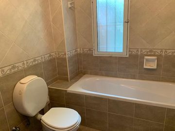 Venta Casa 4 Dormitorios en Rosario- Fisherton