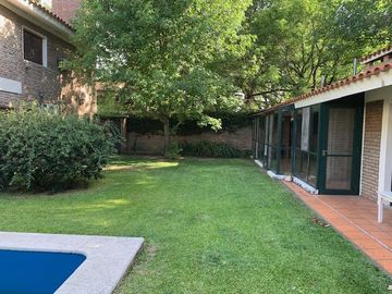 Venta Casa 4 Dormitorios en Rosario- Fisherton