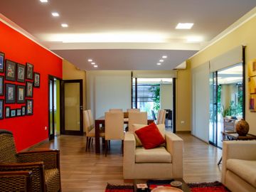 Espectacular casa en venta Club de Campo Loa Nogales