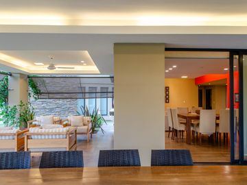 Espectacular casa en venta Club de Campo Loa Nogales