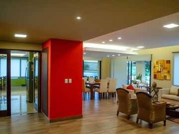 Espectacular casa en venta Club de Campo Loa Nogales