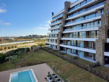 Venta departamento 4 ambientes al rio Vilago Nordelta