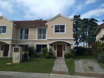 Casa tipo Triplex en Las Margaritas Village Pilar