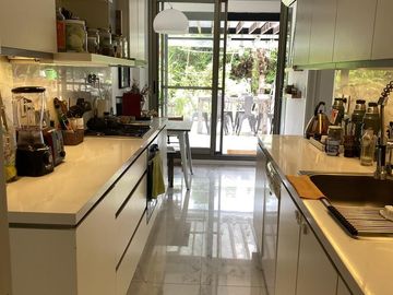 Venta departamento 4 ambientes en Arboris Las Lomas en Planta Baja con Jardin