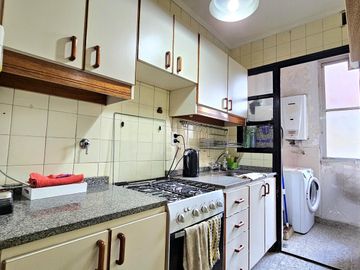 Malvinas Argentinas 200 - Departamento de 3 ambientes buen estado - Caballito