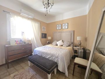 Venta Departamento 4 ambientes con patio- San Cristobal