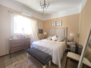 Venta Departamento 4 ambientes con patio- San Cristobal