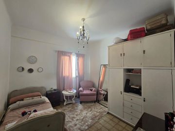 Venta Departamento 4 ambientes con patio- San Cristobal