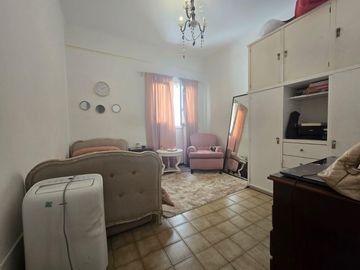 Venta Departamento 4 ambientes con patio- San Cristobal