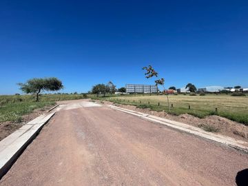 SINSACATE - URBANIZACIÓN VISTA REAL - LOTES DDE 800 M2 - SERVICIOS SUBTERRÁNEOS - ENTREGA DEL 50% Y CUOTAS