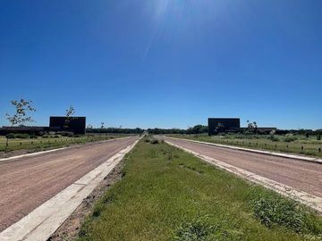 SINSACATE - URBANIZACIÓN VISTA REAL - LOTES DDE 800 M2 - SERVICIOS SUBTERRÁNEOS - ENTREGA DEL 50% Y CUOTAS