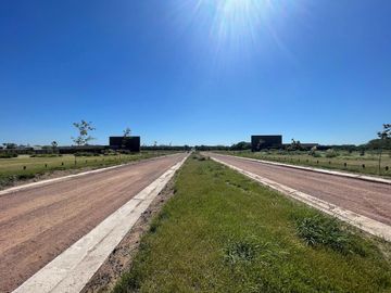 SINSACATE - URBANIZACIÓN VISTA REAL - LOTES DDE 800 M2 - SERVICIOS SUBTERRÁNEOS - ENTREGA DEL 50% Y CUOTAS