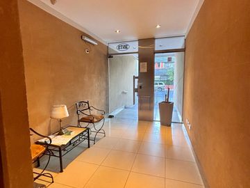 Departamento de 3 ambientes en venta en  Caballito