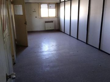 Edificio en venta - Ex Centro de internacion -  62 habitaciones - Lanús Oeste