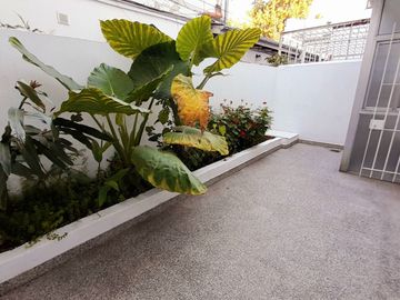 Florida Mitre - Excelente PH 2 amb con Patio!