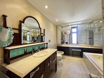 Venta piso de 7 ambientes con 3 cocheras - Palermo