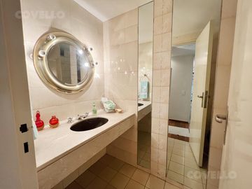 Venta piso de 7 ambientes con 3 cocheras - Palermo