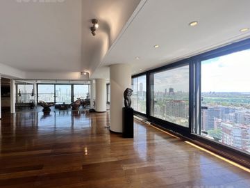 Venta piso de 7 ambientes con 3 cocheras - Palermo