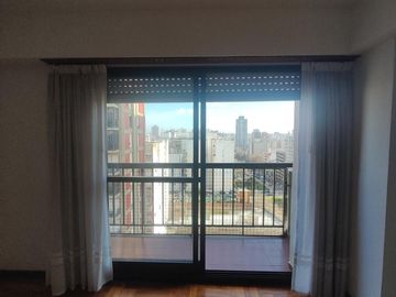 Hermoso Departamento en Corrientes y Luro