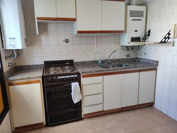 Hermoso Departamento en Corrientes y Luro