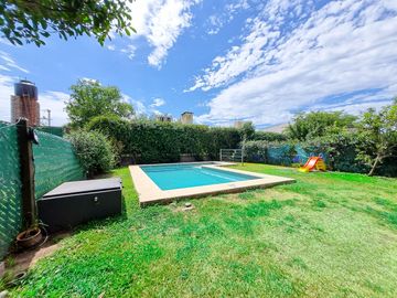 Casa en Venta Jose Hernandez al 2700, Funes.