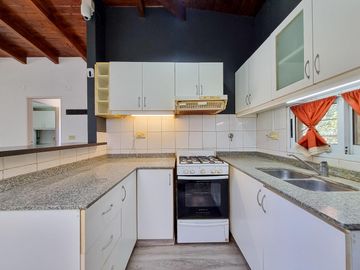 Casa en Venta Jose Hernandez al 2700, Funes.