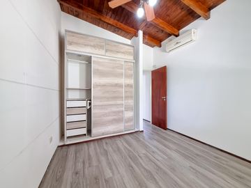 Casa en Venta Jose Hernandez al 2700, Funes.