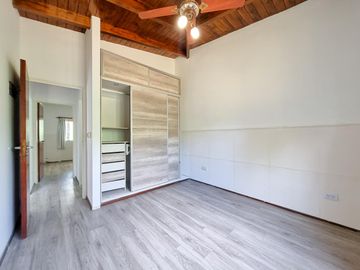 Casa en Venta Jose Hernandez al 2700, Funes.