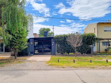 Casa en Venta Jose Hernandez al 2700, Funes.