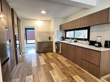 Casa en venta  3 dormitorios  con pileta  Barrio Ecuestre  Costa Esmeralda
