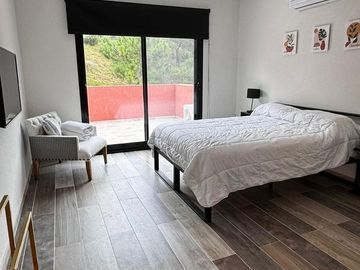 Casa en venta  3 dormitorios  con pileta  Barrio Ecuestre  Costa Esmeralda