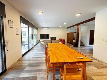 Casa en venta  3 dormitorios  con pileta  Barrio Ecuestre  Costa Esmeralda