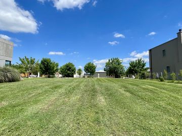Terreno en Naudir Aguas Privadas al lago