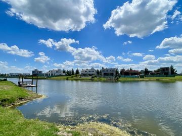 Terreno en Naudir Aguas Privadas al lago